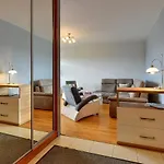 Lodz4u - Apartament Monopolis z garażem - BON TURYSTYCZNY Łódź