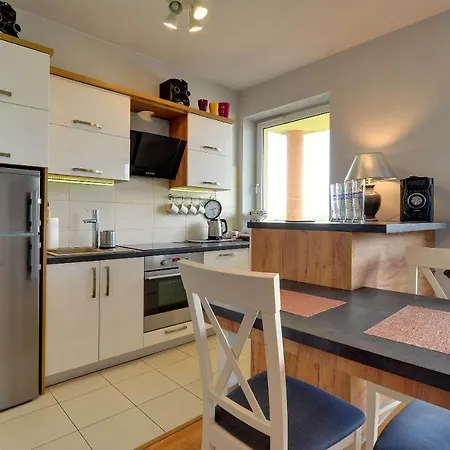 شقة Lodz4Rent - Apartament Monopolis Dla 5 Osob - Garaz W Cenie - Sladami Ziemi Obiecanej