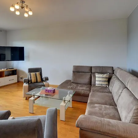 شقة Lodz4Rent - Apartament Monopolis Dla 5 Osob - Garaz W Cenie - Sladami Ziemi Obiecanej *